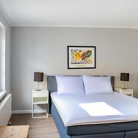 Apartmenthaus Chrischanshof Rostock Esterno foto