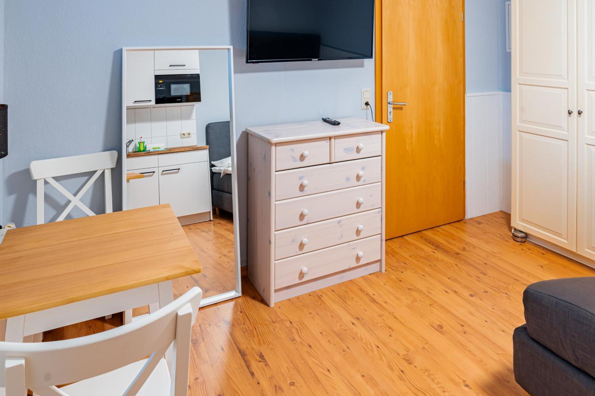 Apartmenthaus Chrischanshof Rostock Esterno foto